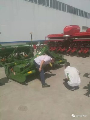 黑龍江農(nóng)機(jī)合作社理事長蒞臨瑞豐盈農(nóng)業(yè)參觀訪問 探討農(nóng)業(yè)機(jī)械設(shè)備新發(fā)展